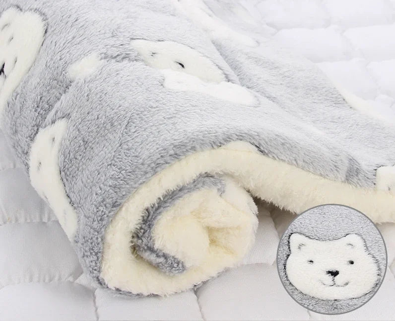 Lit pour chat tete d'ours